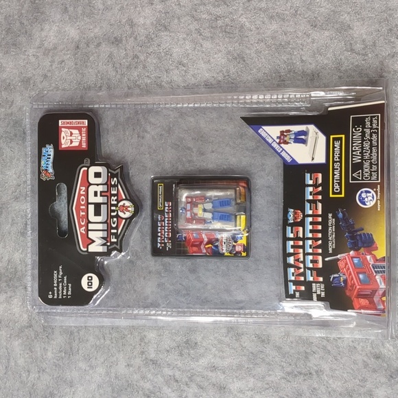 World’s Smallest Action Micro-Figures Transformers “Optimus Prime” #100 1.25" - Picture 1 of 9